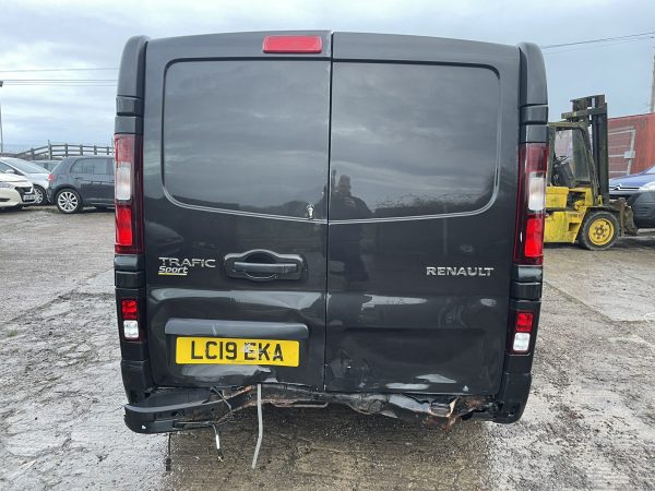 2019 RENAULT TRAFIC SPORT DCI - Image 5